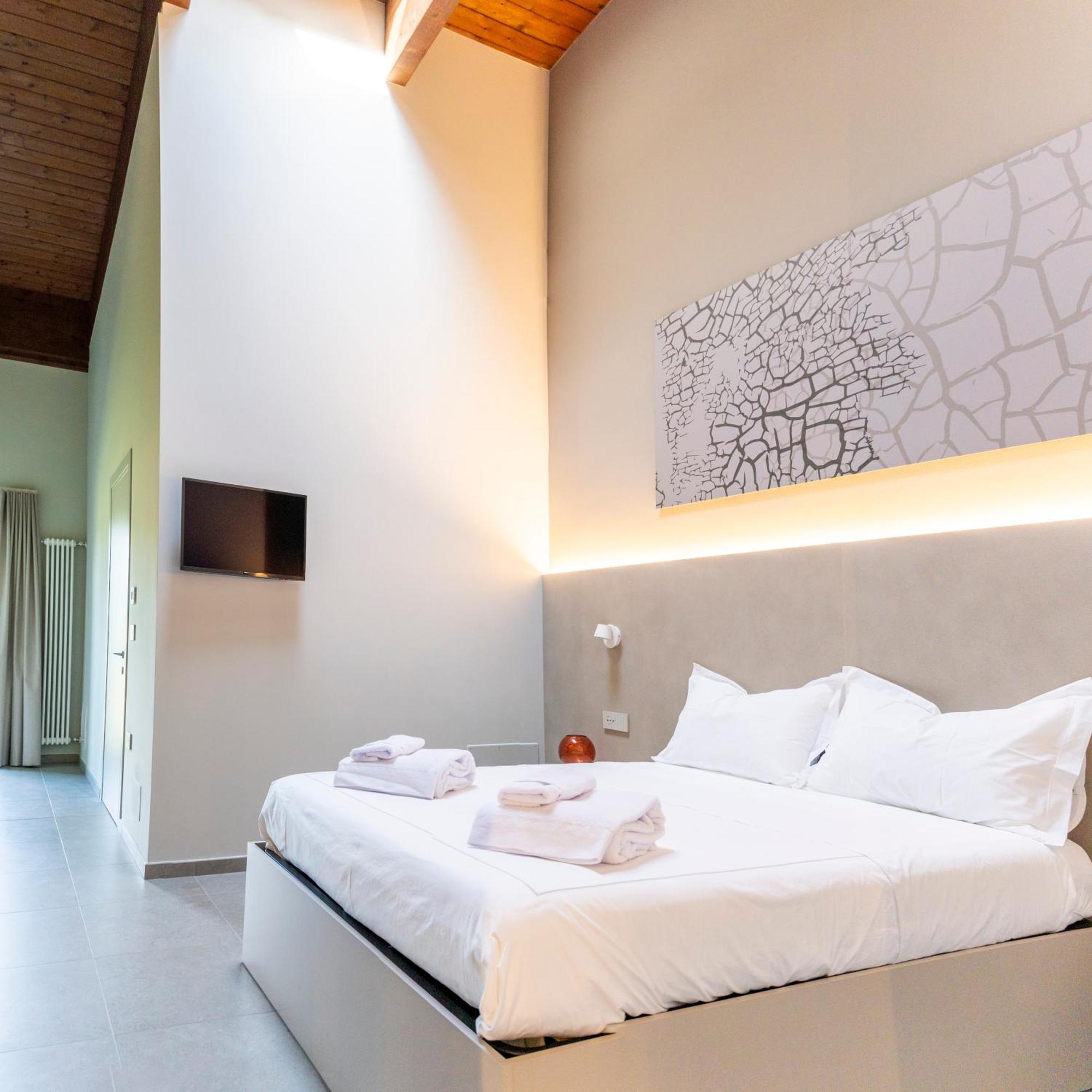 Agriturismo Demarie Vezza d'Alba Esterno foto